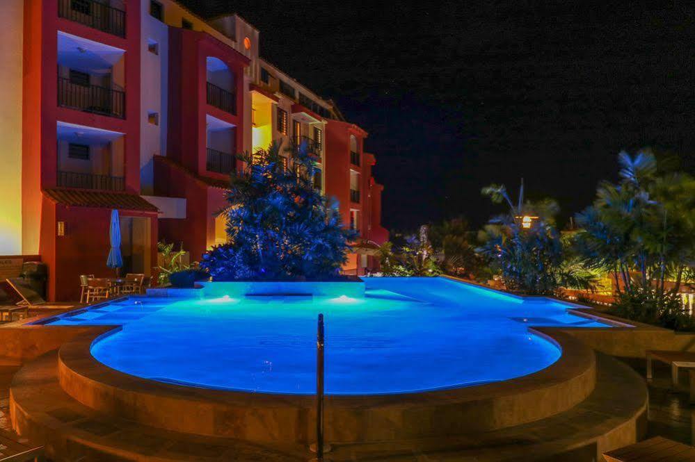 The Plaza Suites ウマカオ エクステリア 写真